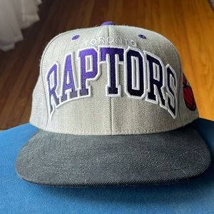 Mitchell & Ness Toronto Raptors SnapBack